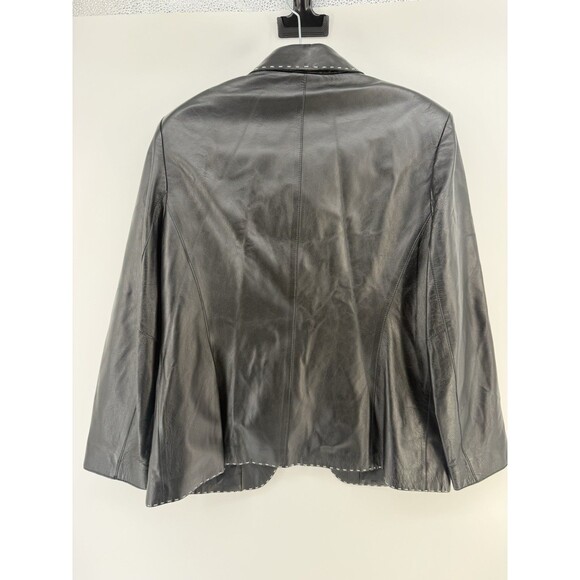Womens Jones New York Black Leather Jacket 12 Beautiful Stitching Details - Picture 4 of 11